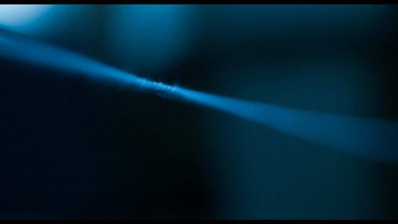 Irrespirable backdrop