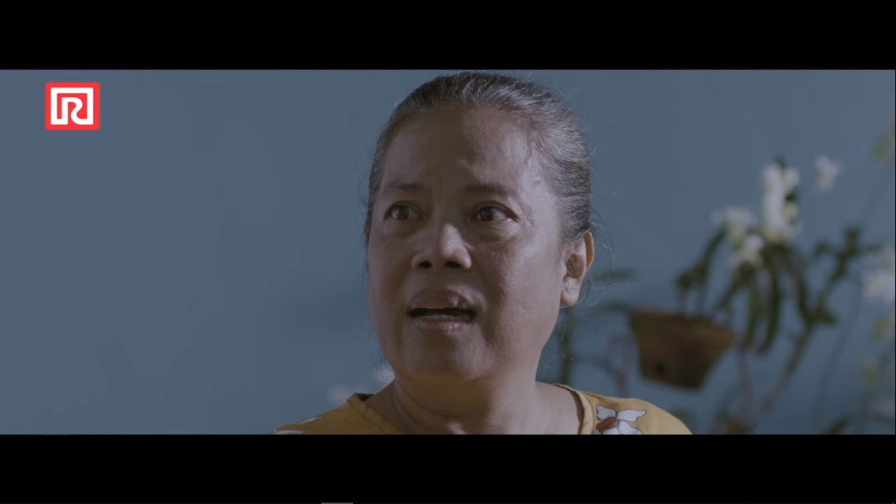 Her Happiness is My Happiness backdrop