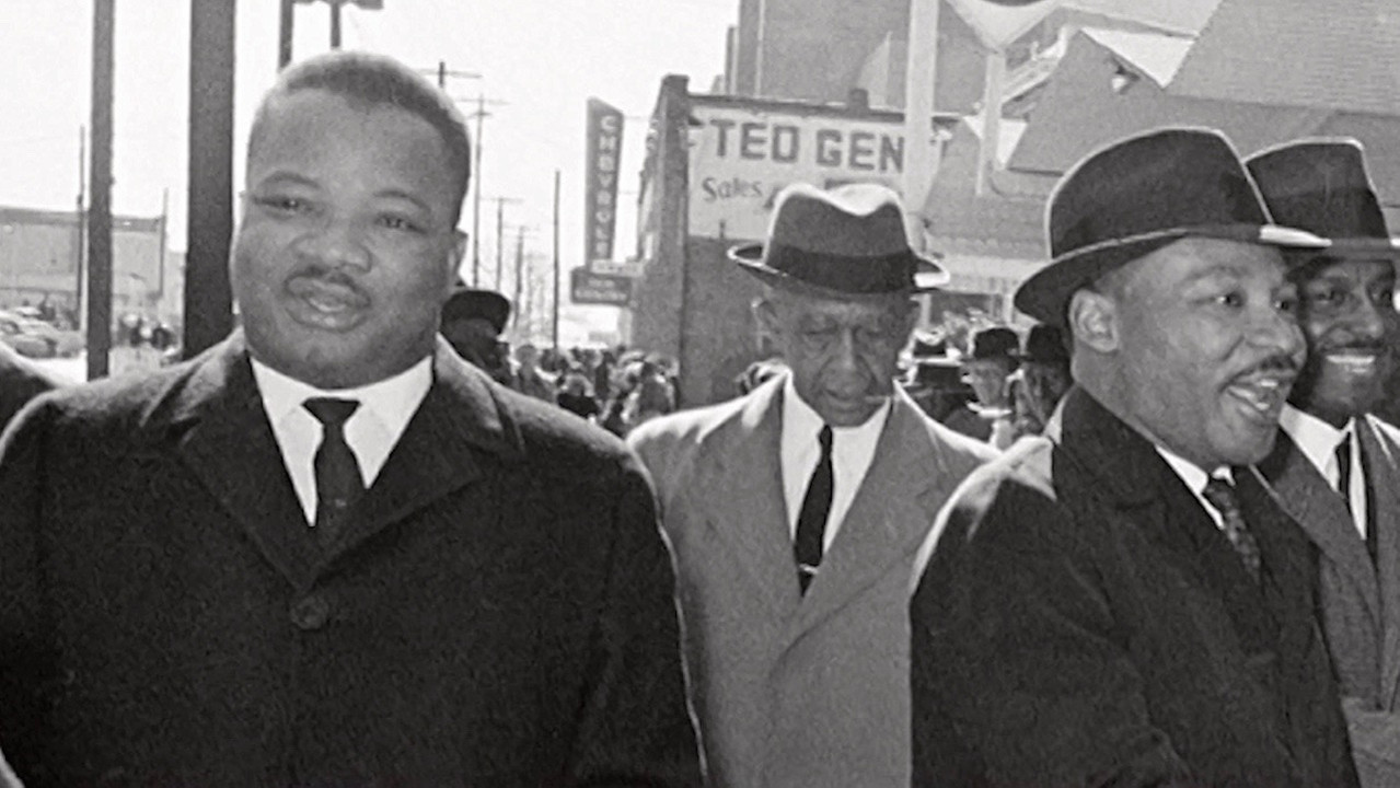 Unsolved History: Life of a King backdrop