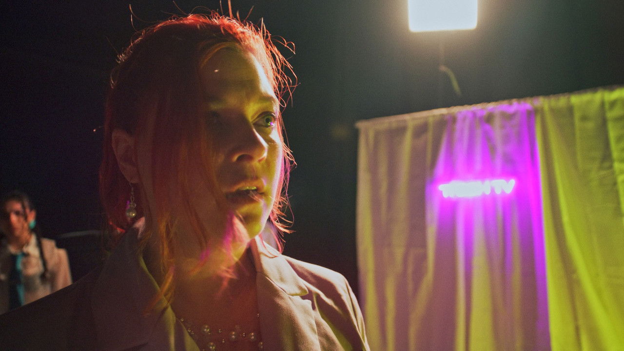 Behold: Donna backdrop