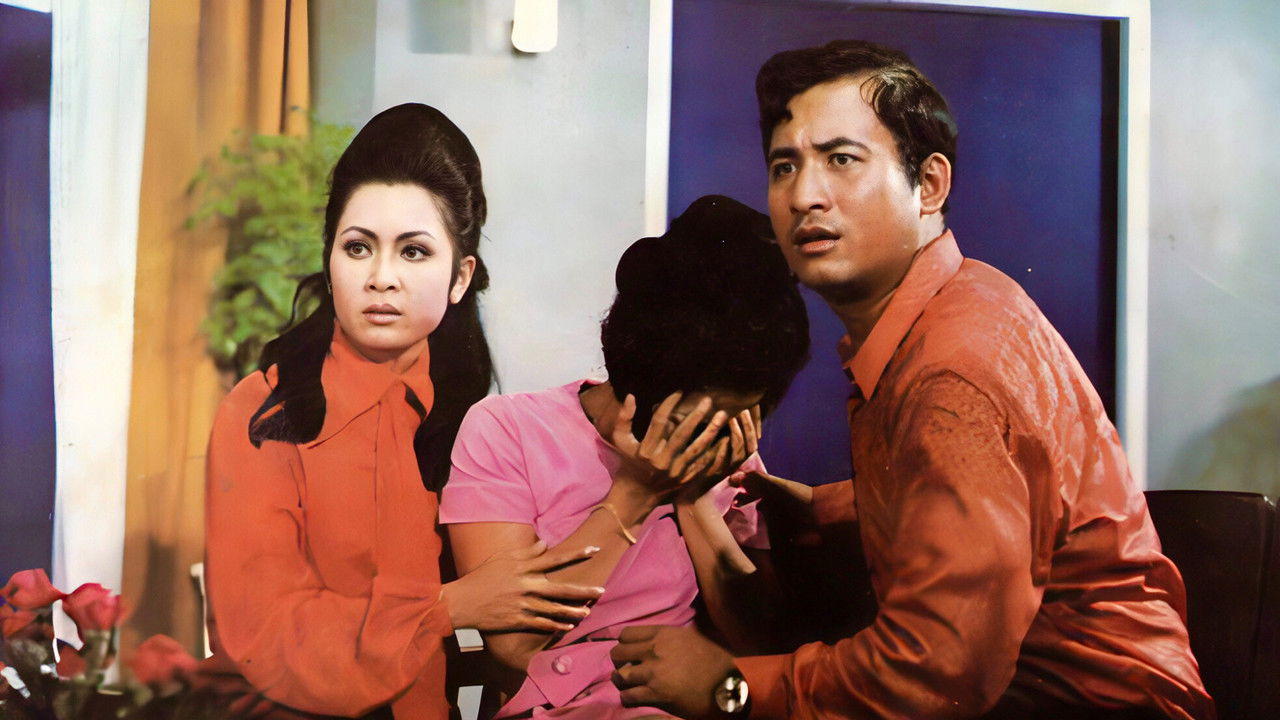 Insee Thong backdrop