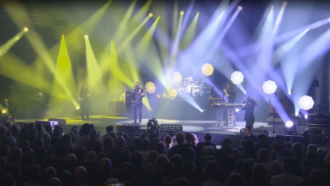 Riverside: Live ID. backdrop