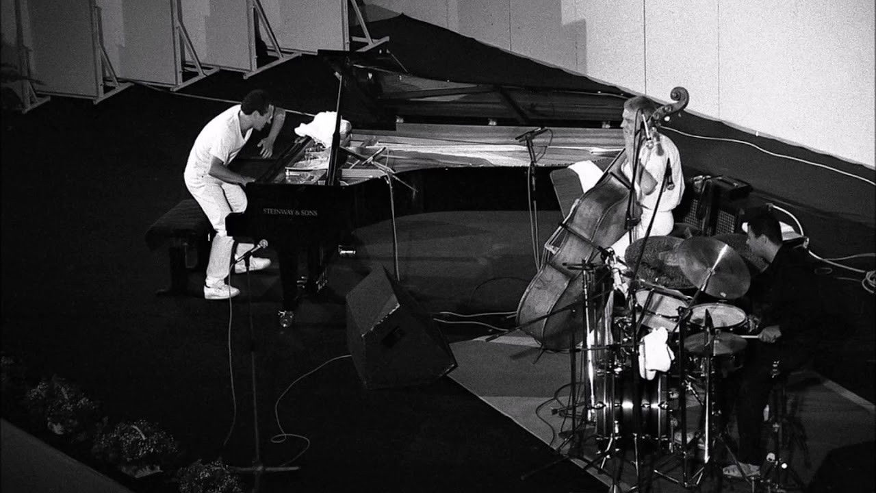 Keith Jarrett: Standards II backdrop