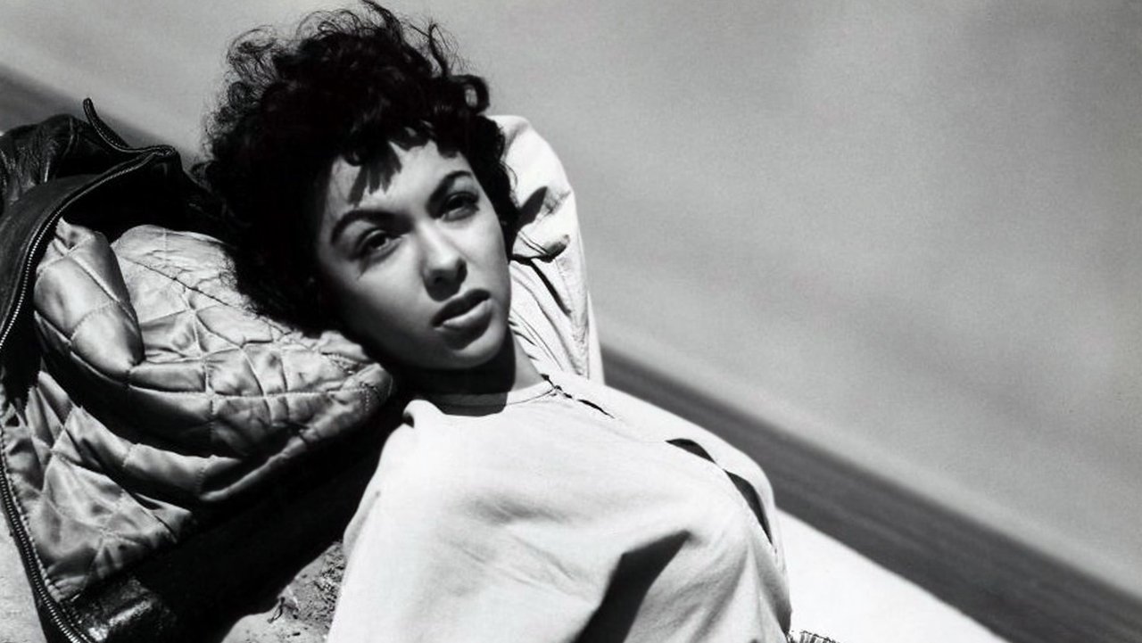 El Alaméin backdrop