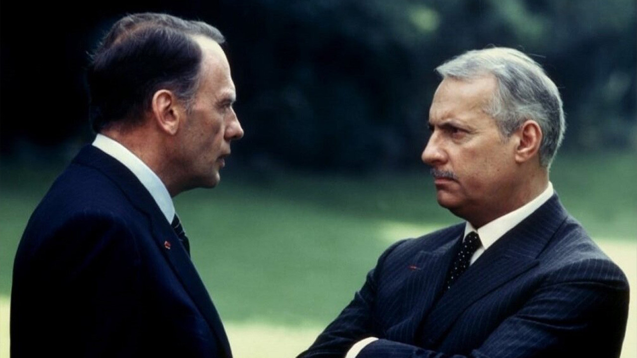 Le Bon Plaisir backdrop