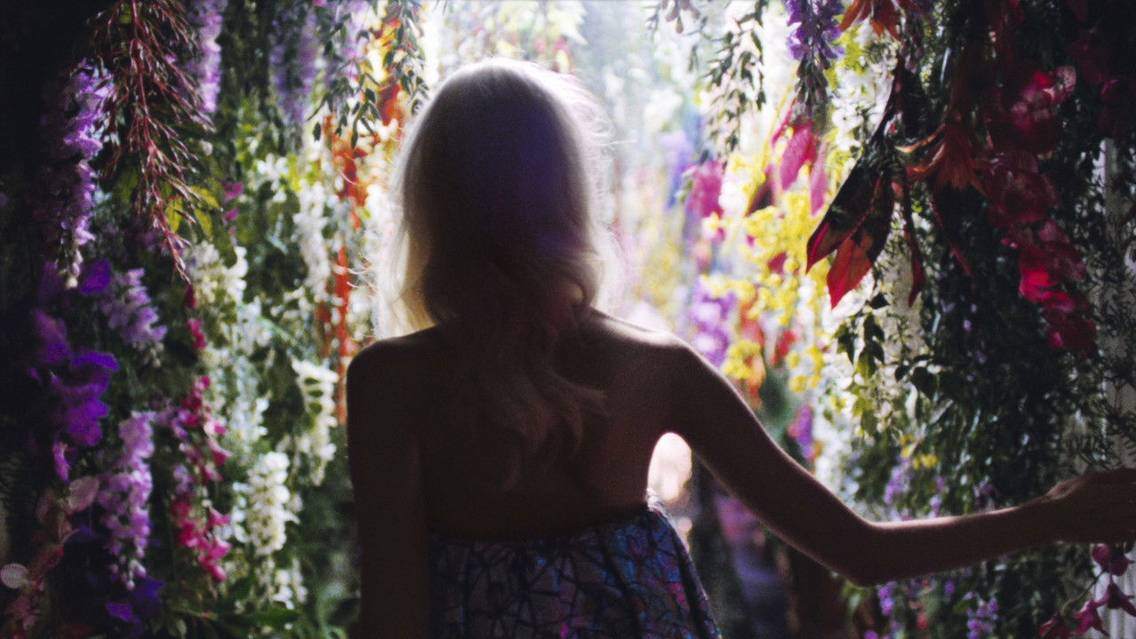 Dior Addict backdrop