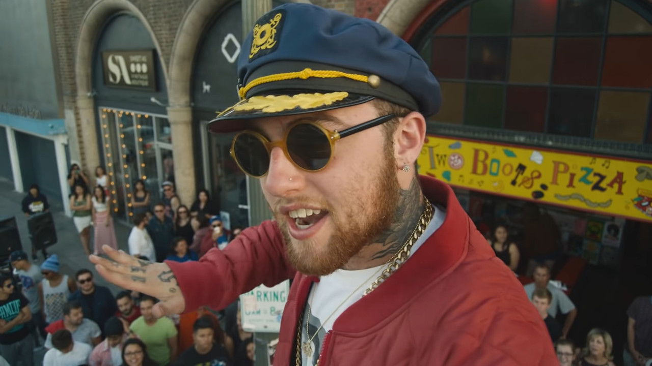 Making Faces backdrop