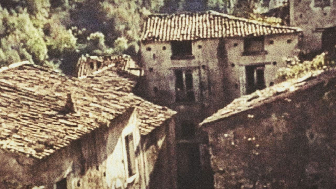 In Calabria backdrop