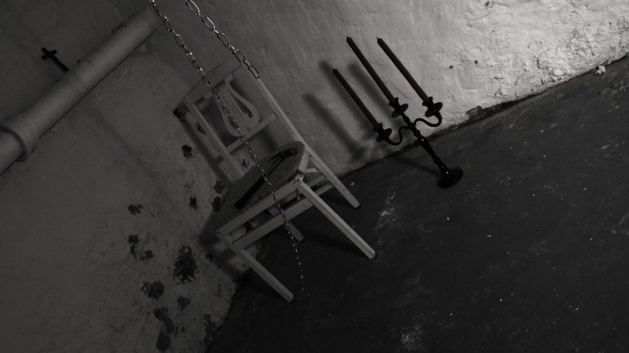 Doll Fluids backdrop