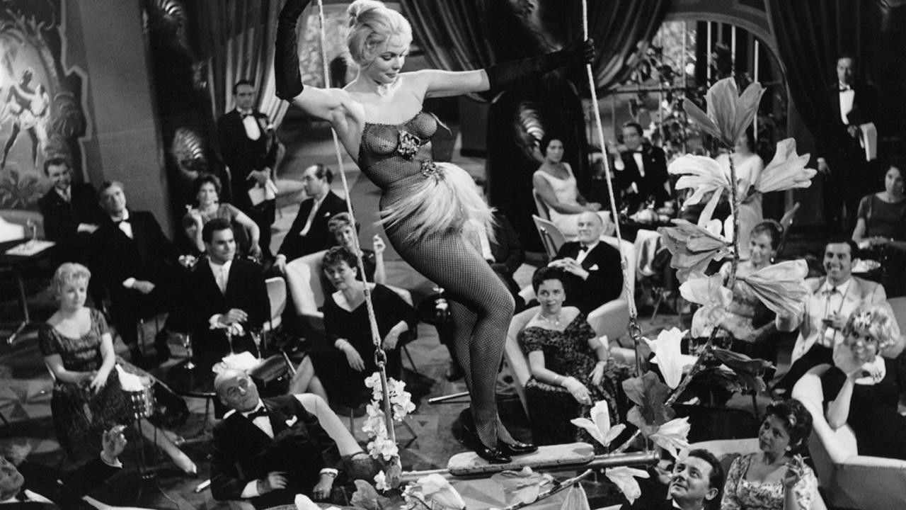 Mädchen für die Mambobar backdrop