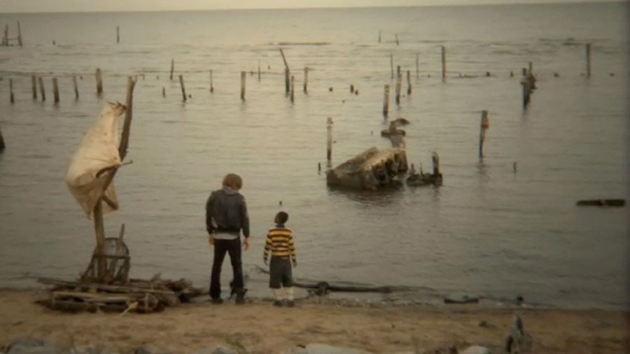 Glory at Sea backdrop