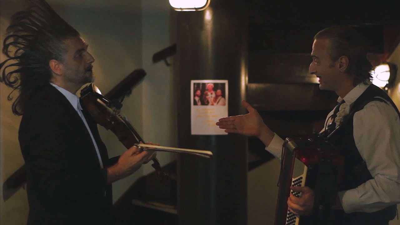 Por Entre As Frestas backdrop