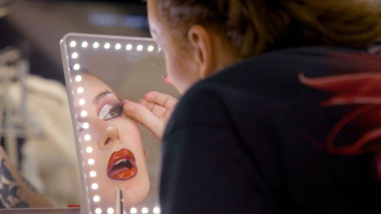 Face of Bosco: Portrait of a Queen backdrop