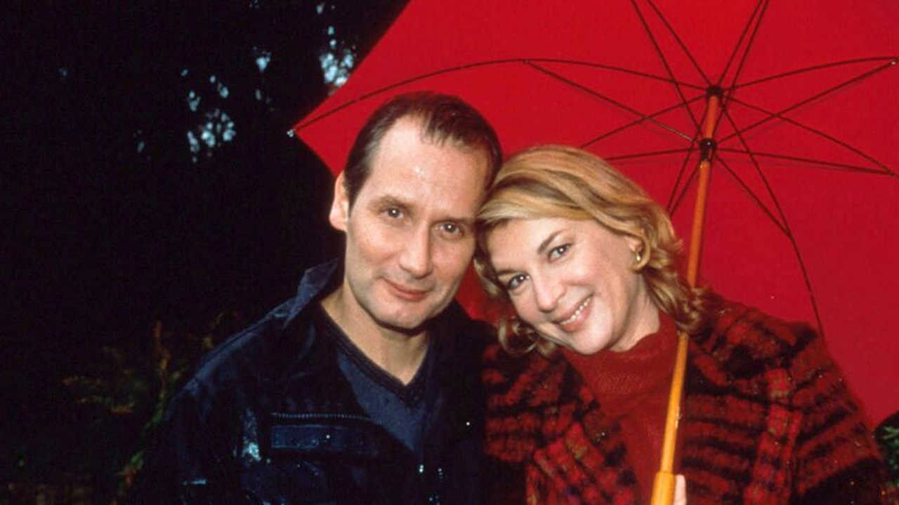 L'Oiseau rare backdrop