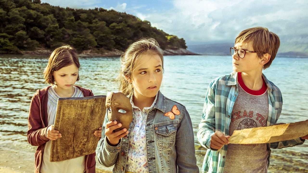 The Lost Treasure of Aquila backdrop