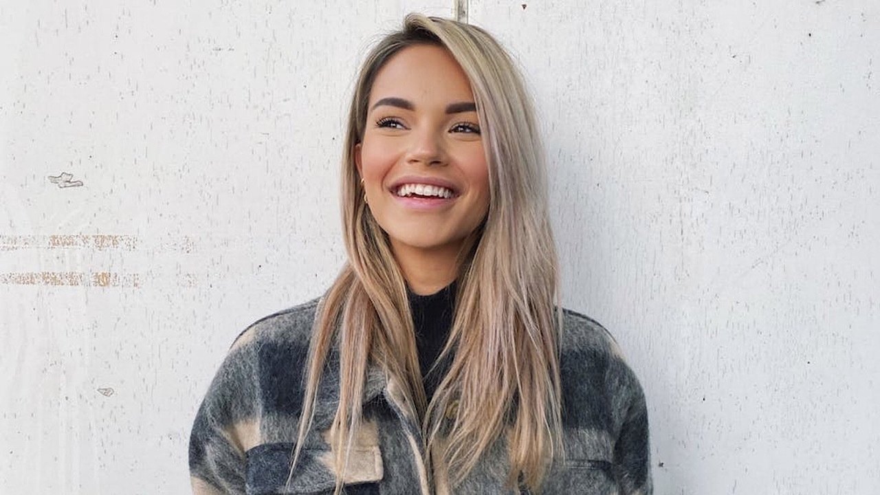 Like Monica backdrop