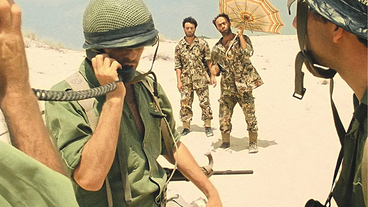 Avanti Popolo backdrop