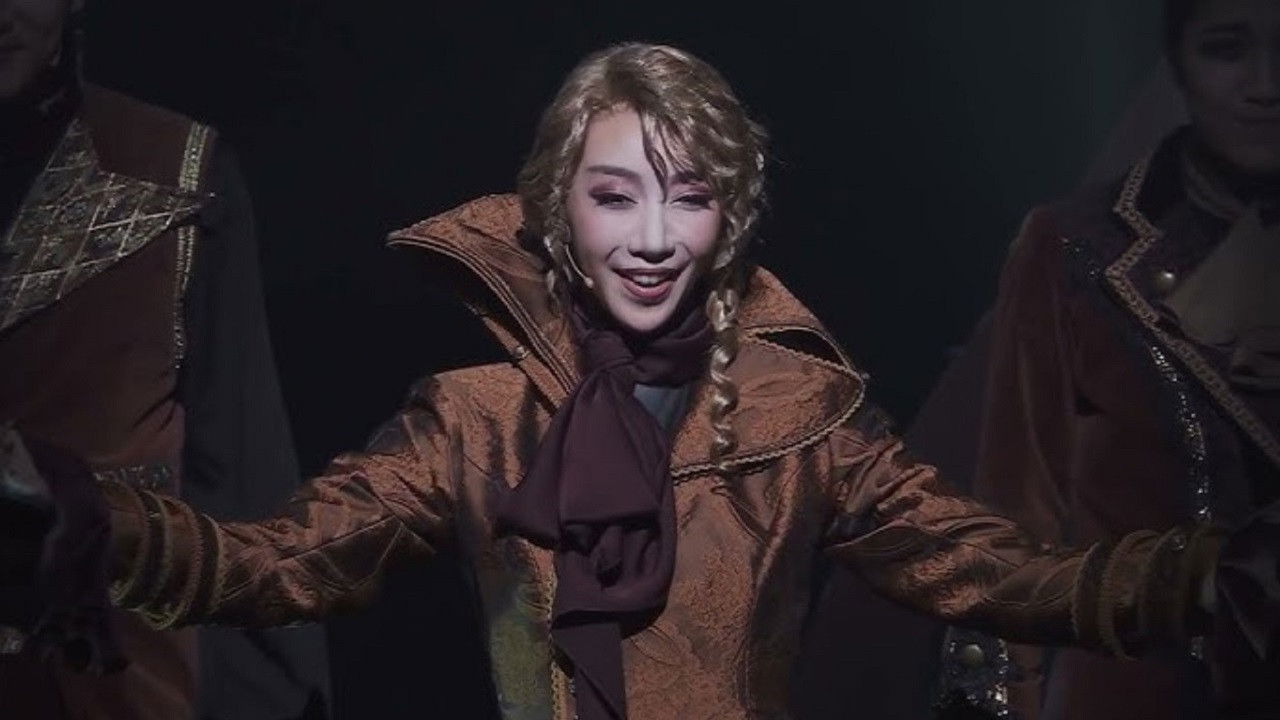 Musical “VERACHICCA” backdrop