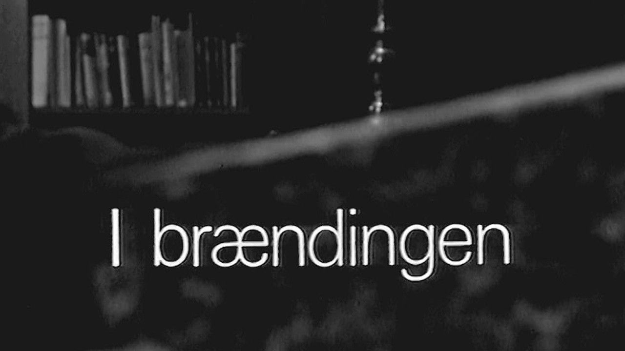 I brændingen backdrop