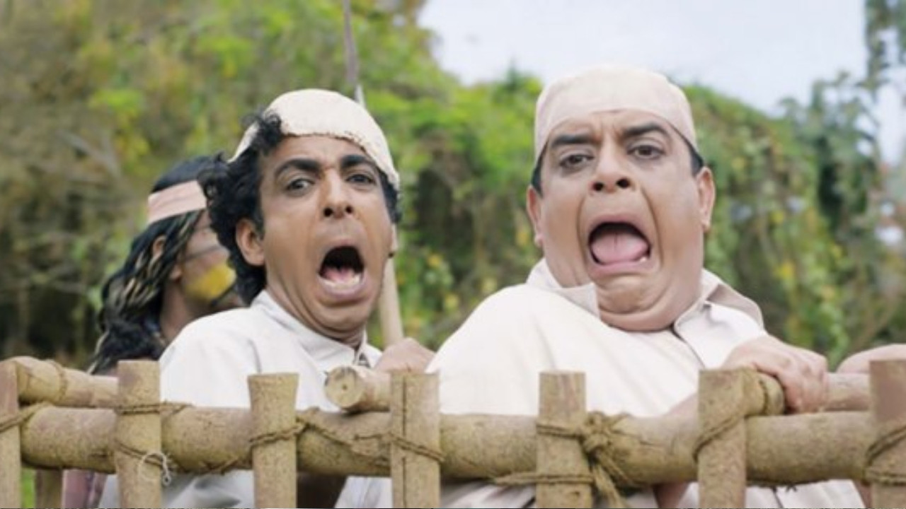 Swalef Tafash : Himalaya Island backdrop