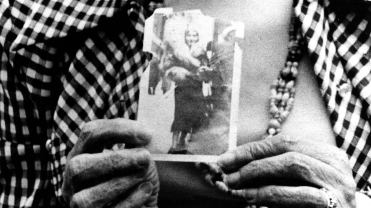 Ciao Bella or Fuck Me Dead backdrop