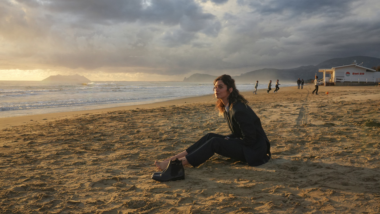 Stella Gemella backdrop