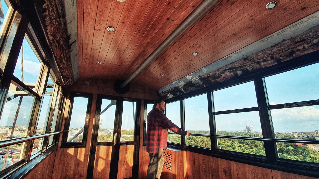 The Red Ring backdrop