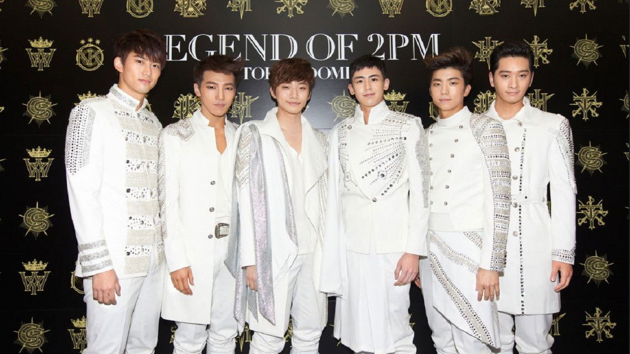 2PM - Legend of 2PM in Tokyo Dome backdrop