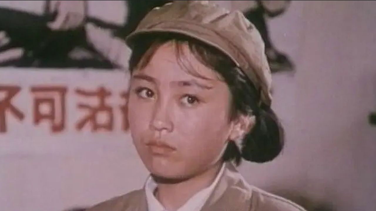 Mang guo zhi ge backdrop