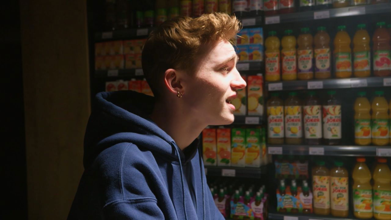 Frères d'armes backdrop