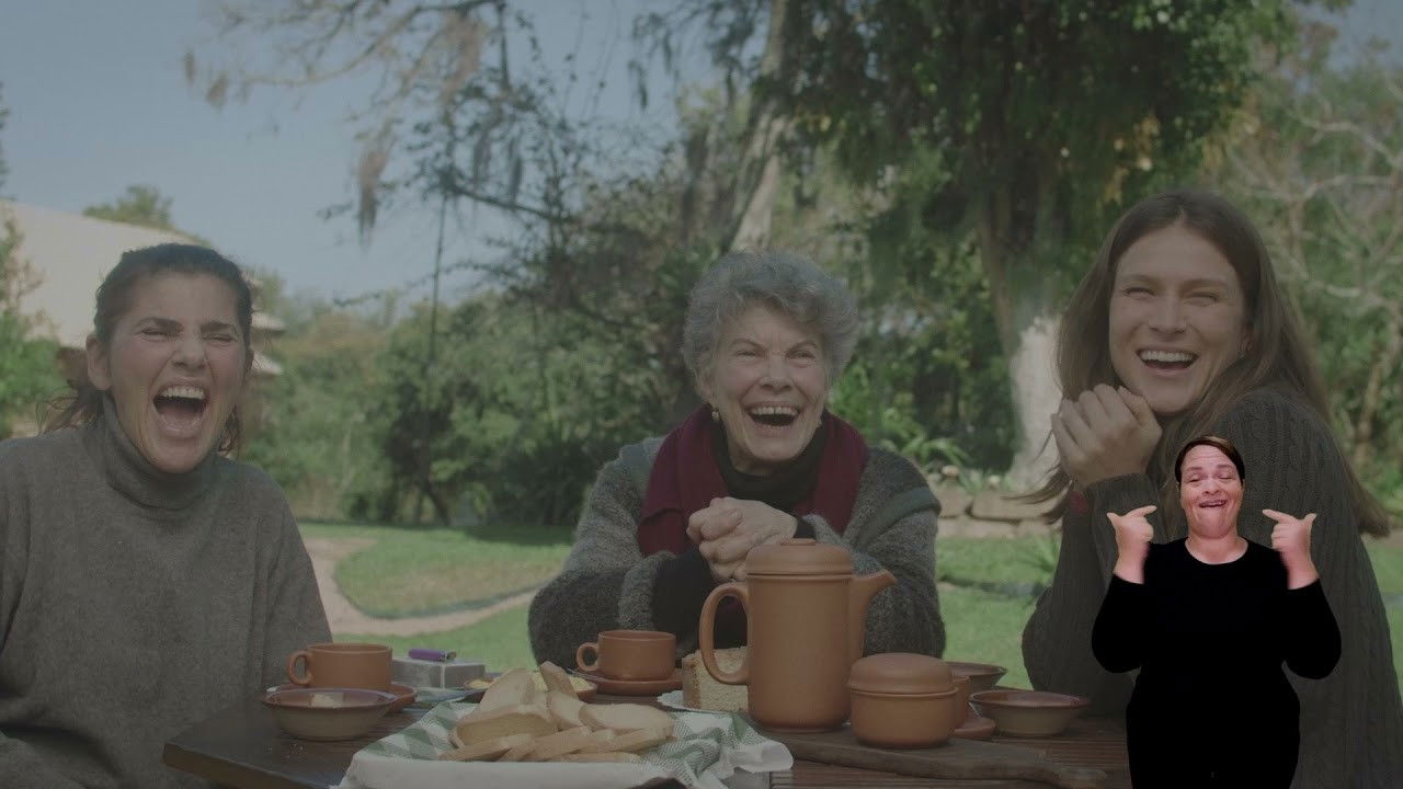 A Mãe da Mãe da Menina backdrop