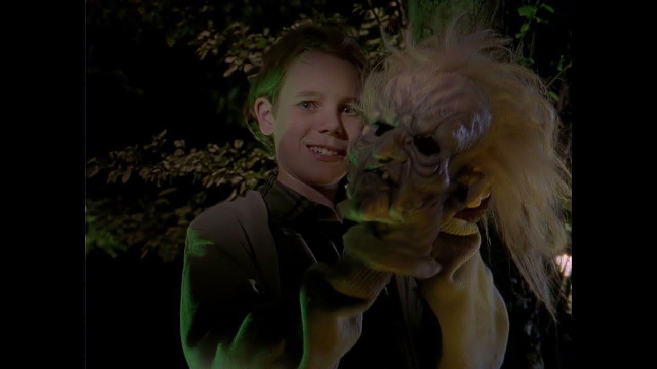 The Haunted Mask II backdrop