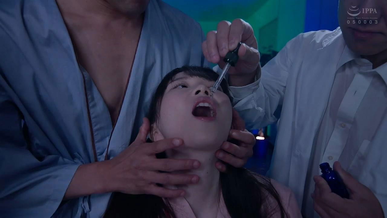 ここはまさに、マゾ咽喉科 ゲス医者の喉コキ療法で嗚咽アクメ覚醒した女子校生 backdrop