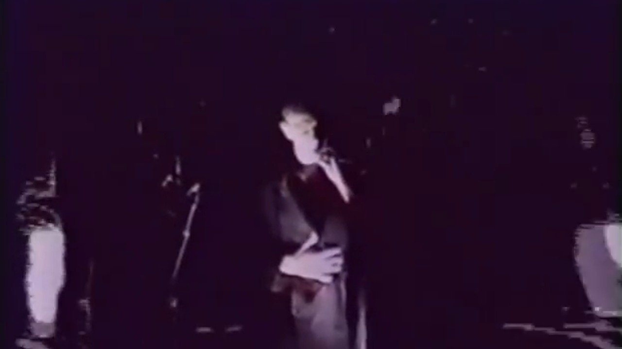 Bauhaus Live, University Of London (1980-10-31) backdrop