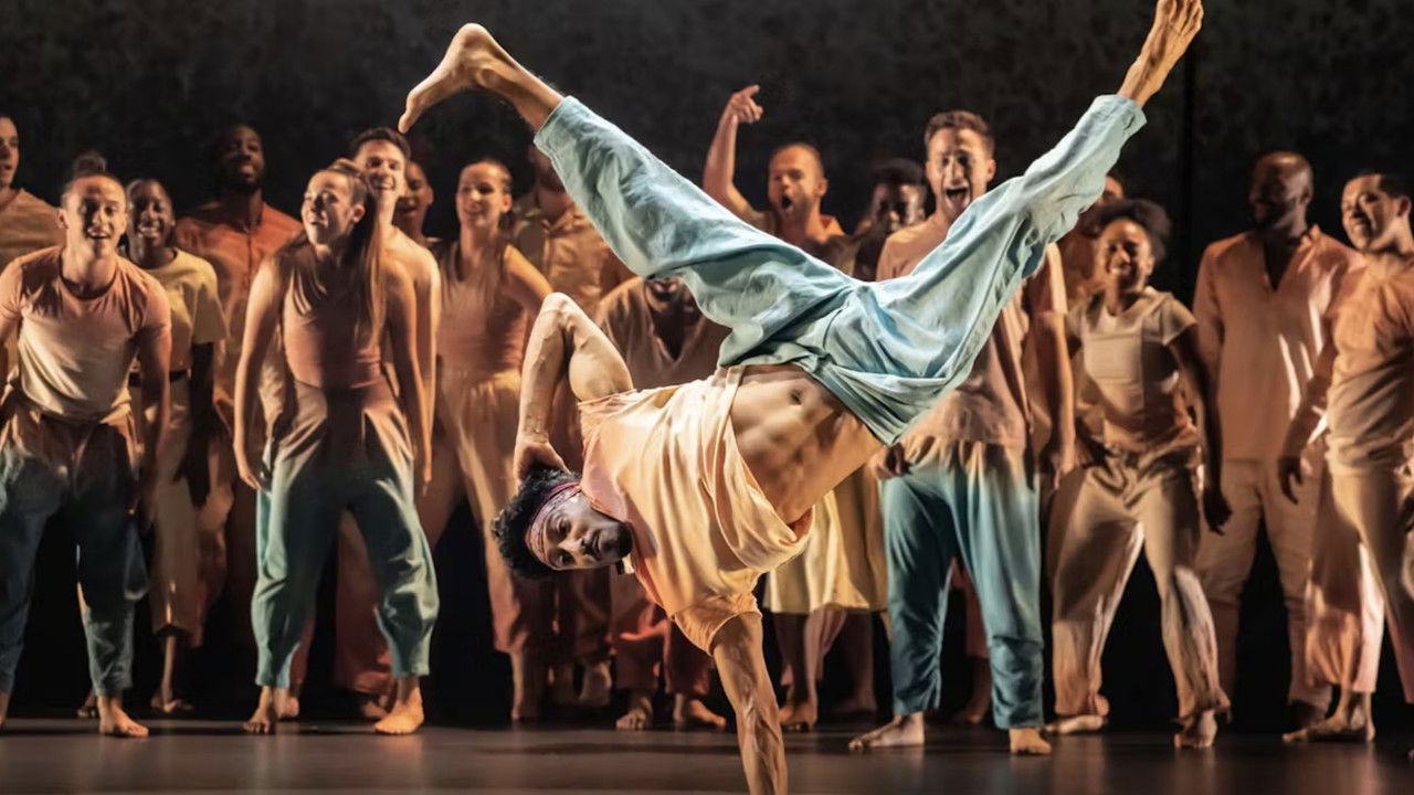 Royal Opera House: Message in a Bottle backdrop