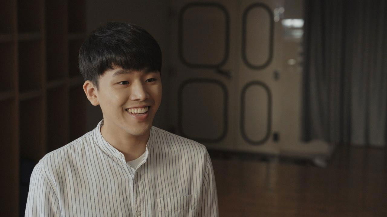 Step for You backdrop