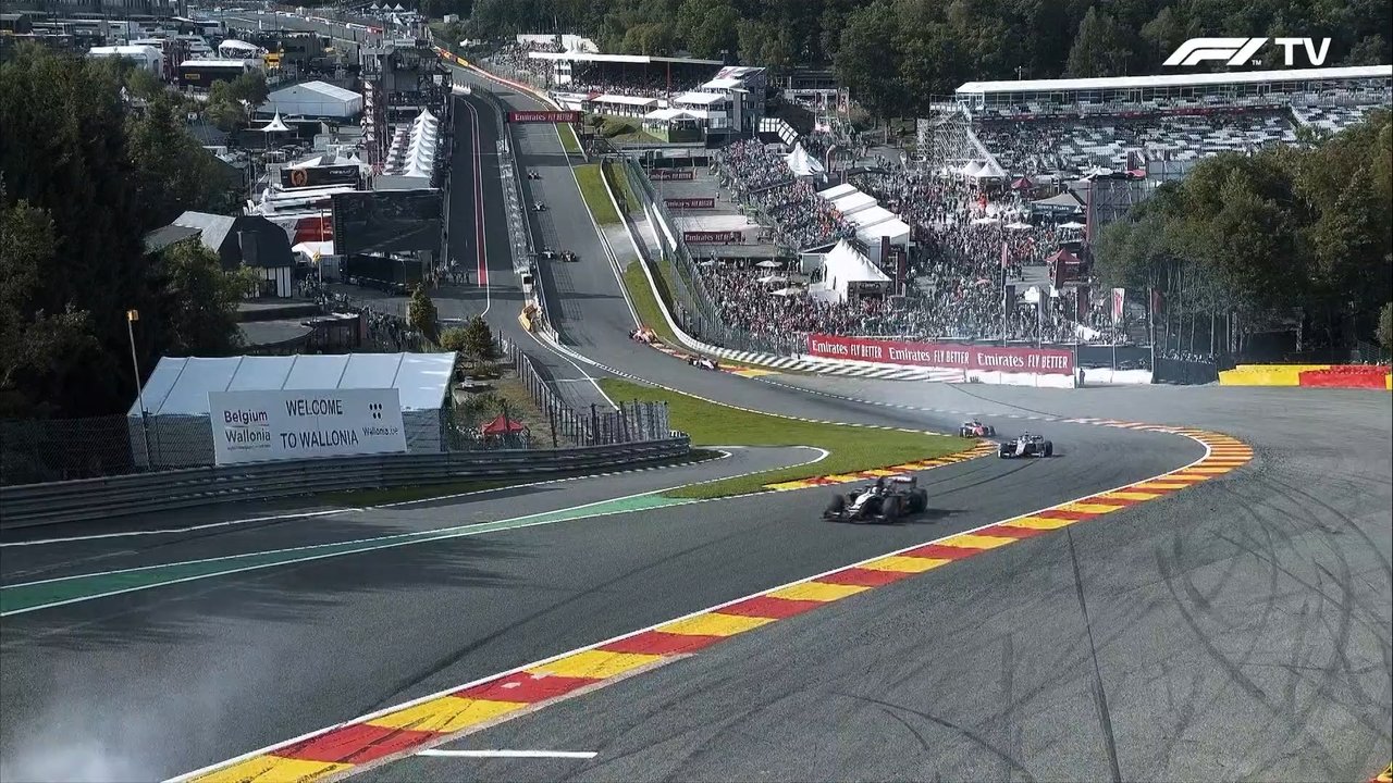 F2: Chasing the Dream backdrop