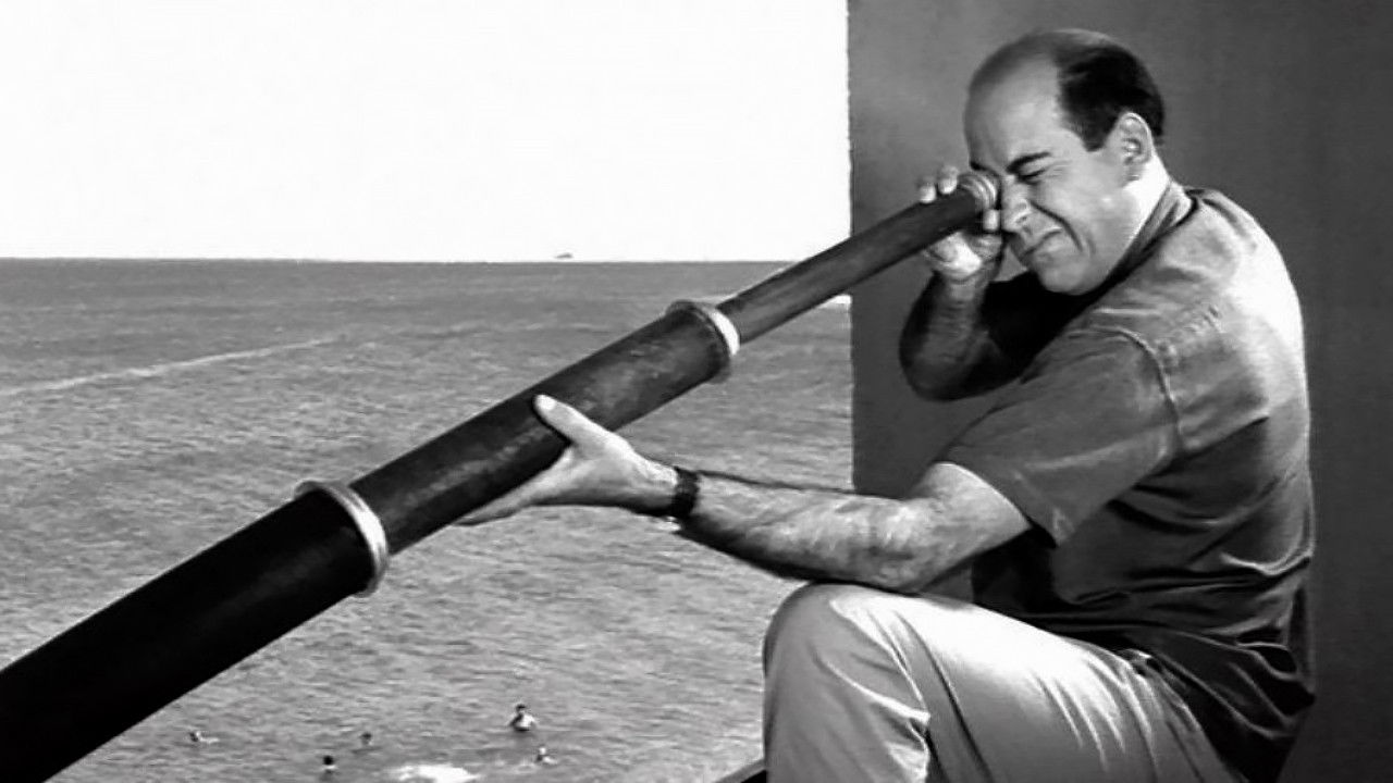 The King of Gaffes backdrop