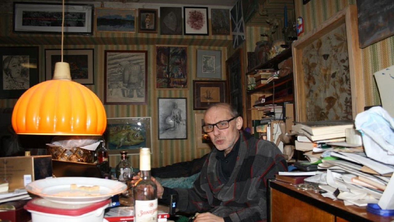 Everybody Wants To Live Eternally backdrop