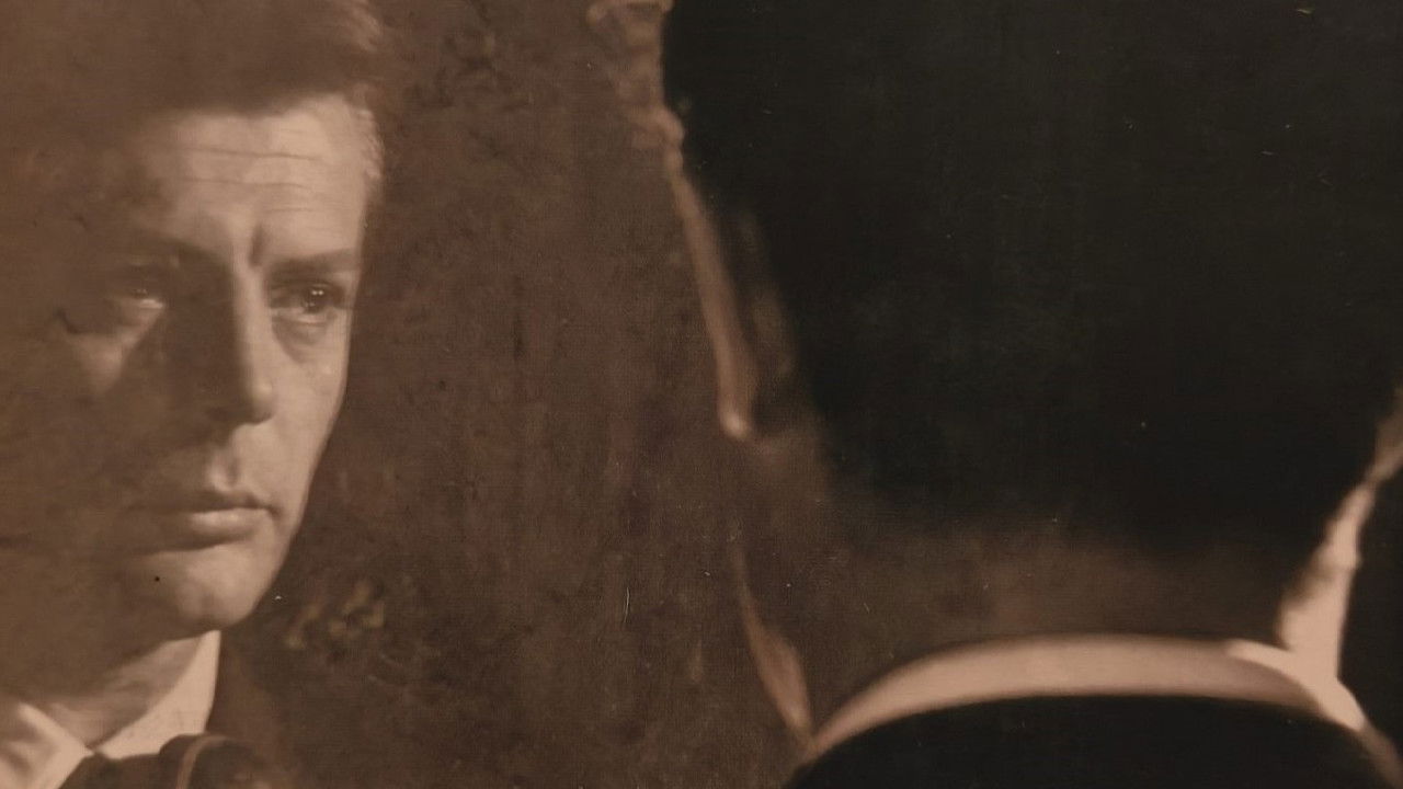 Marcello, una vita dolce backdrop