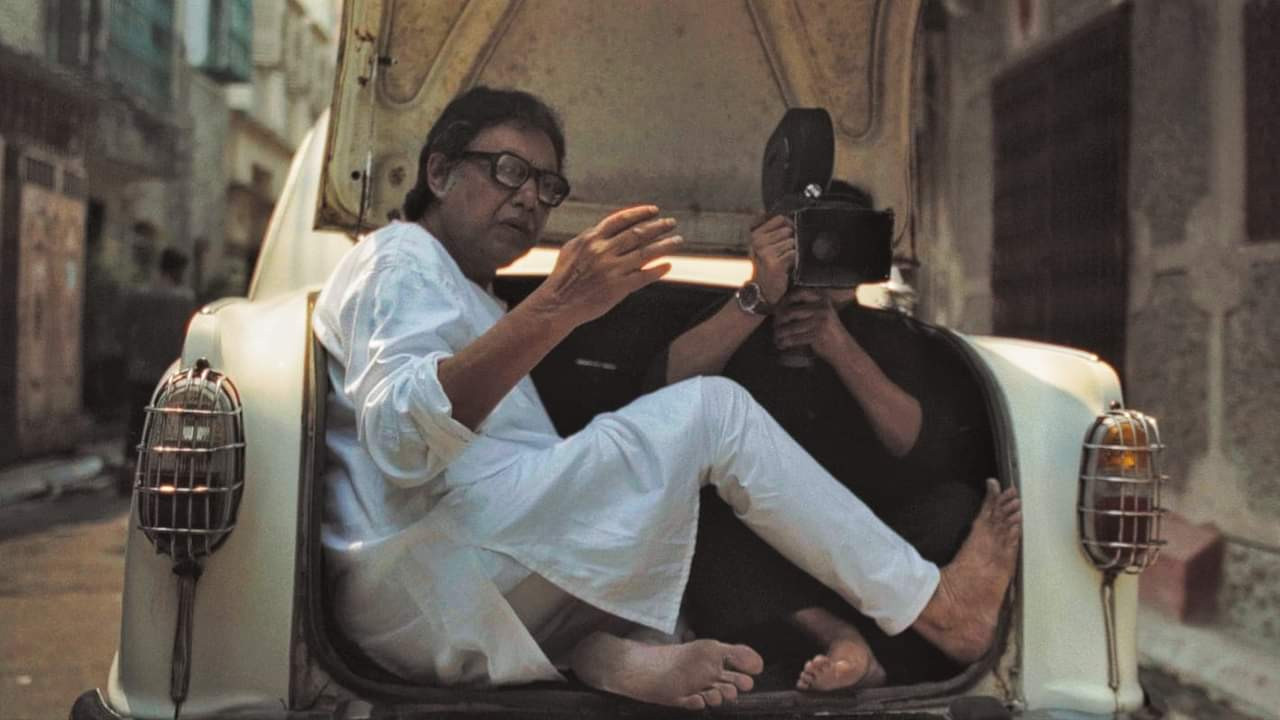 Kaleidoscope Now backdrop