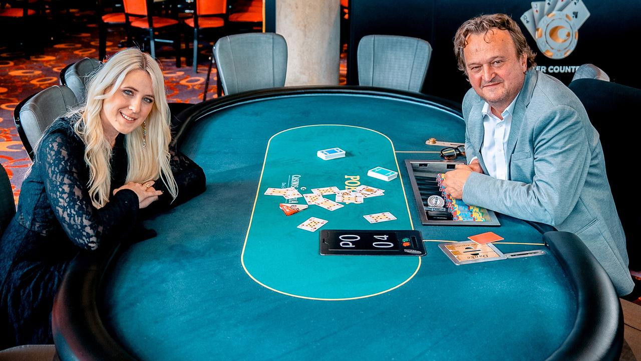 Land der Spieler backdrop