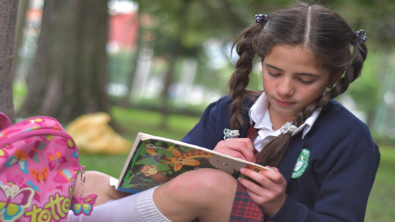 El Regalo de Maria Camila backdrop