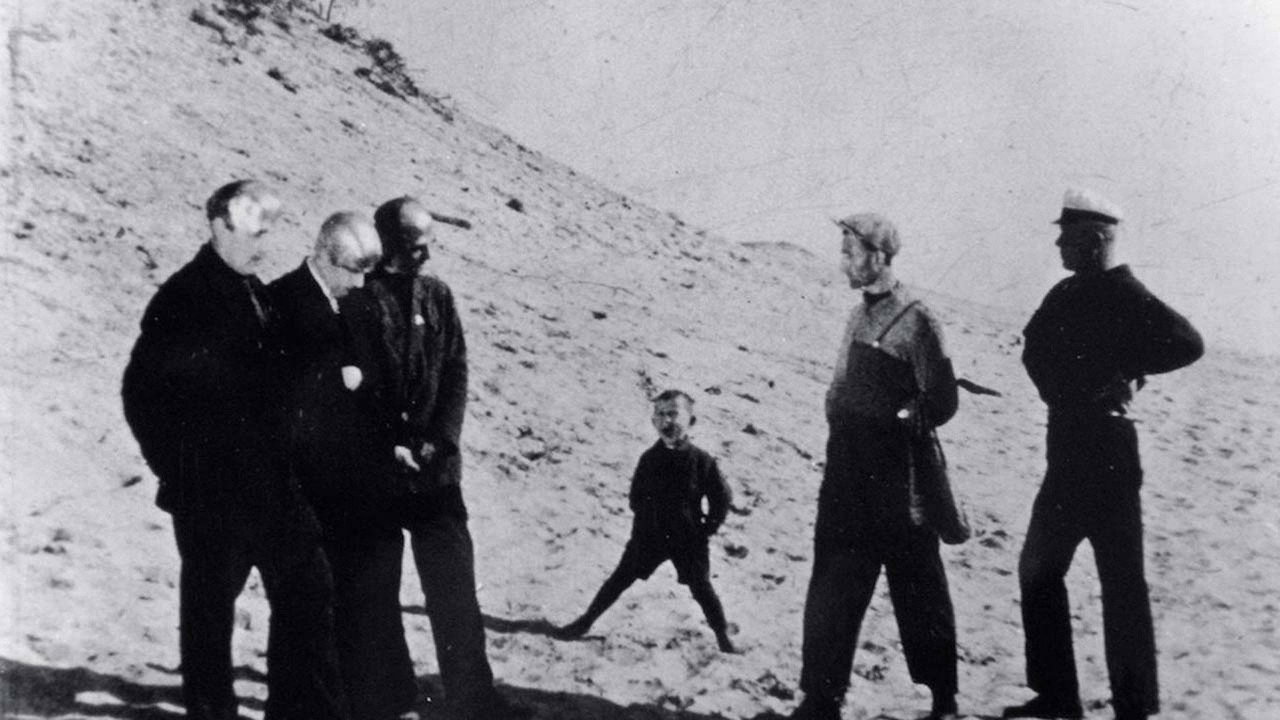 The Last Bolshevik backdrop