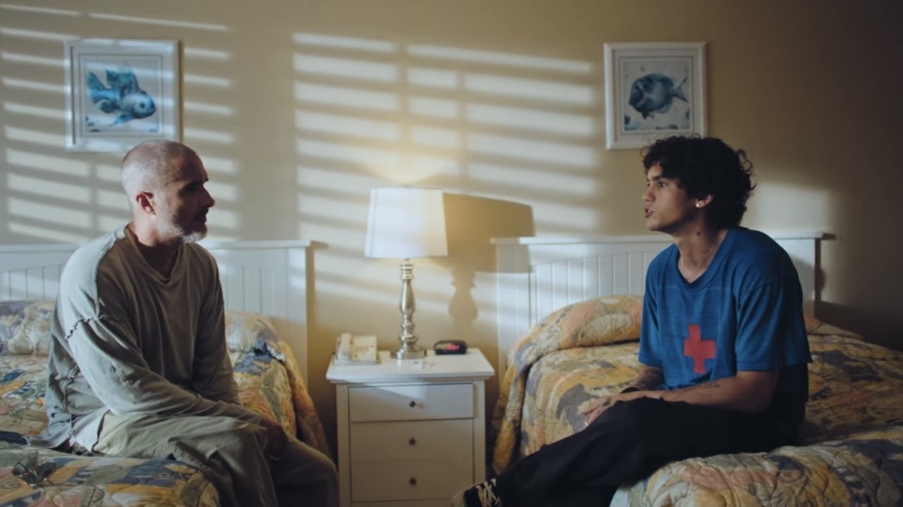 Dominic Fike: ‘Sunburn’, Family, euphoria & Fame backdrop