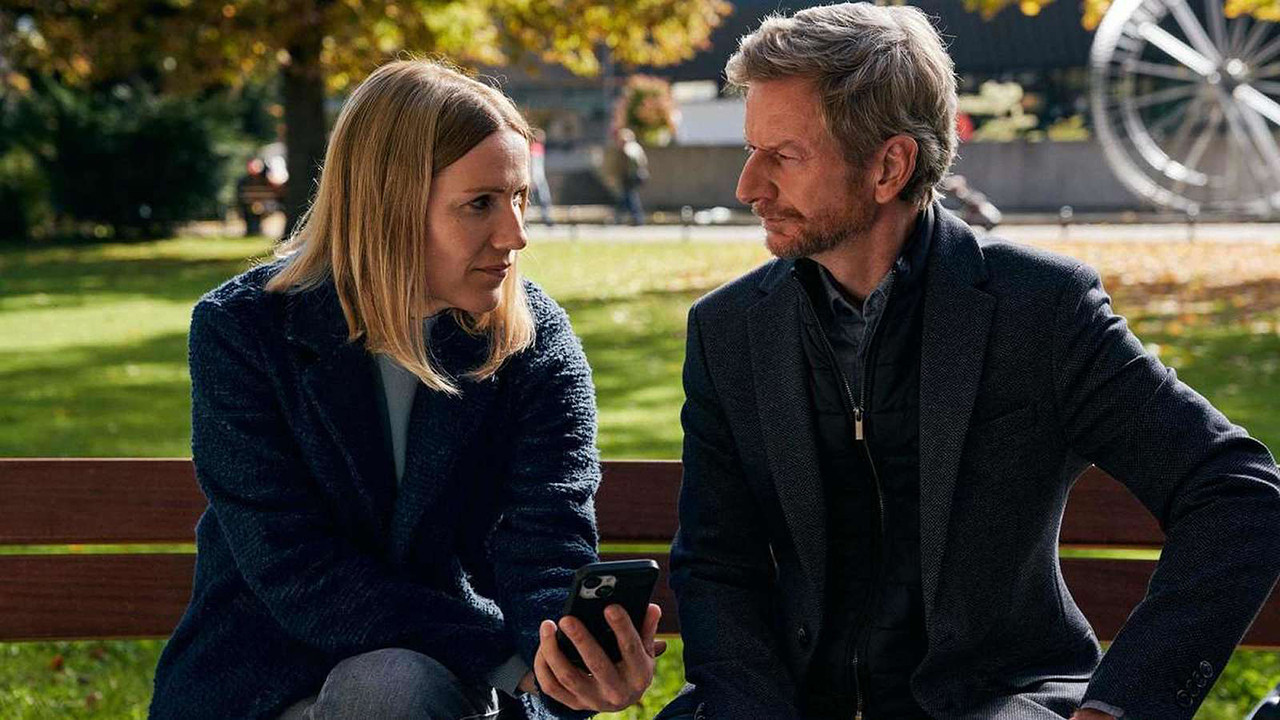 Kohlrabenschwarz backdrop