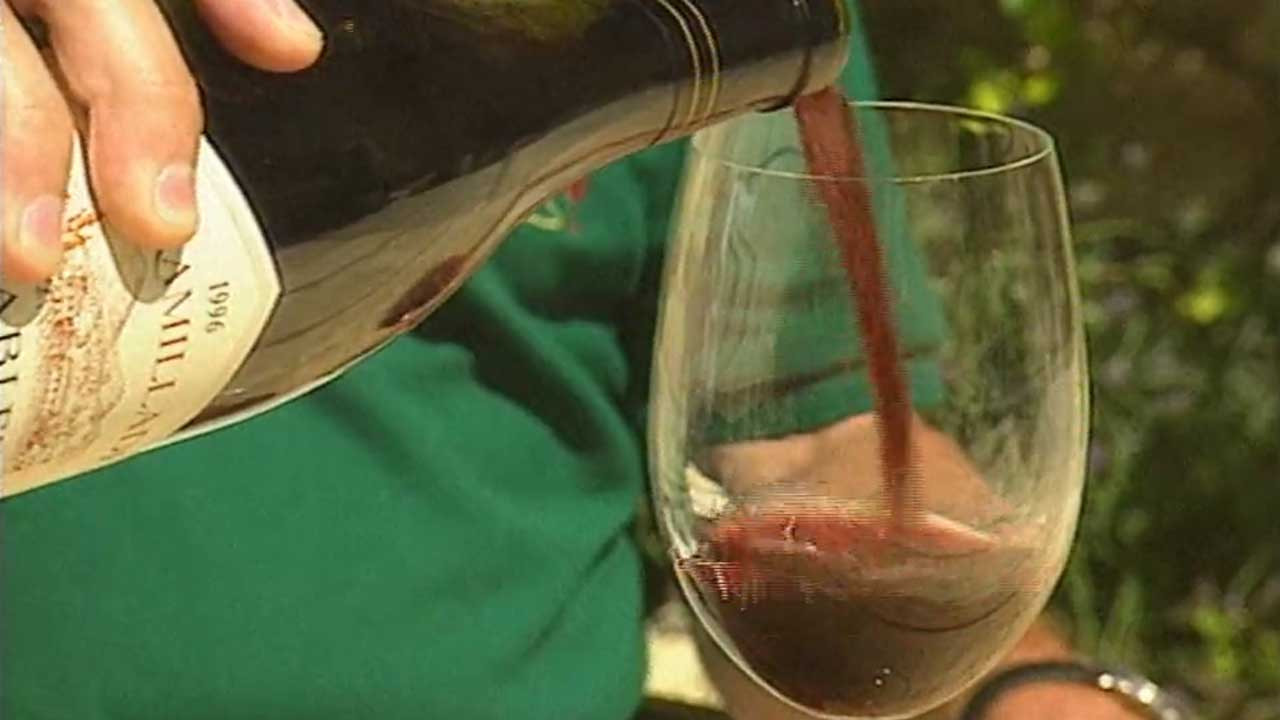 Floyd Uncorked backdrop