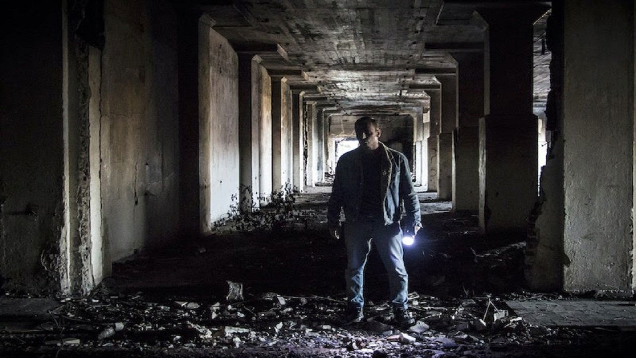 La sombra del gallo backdrop