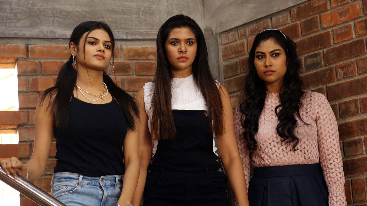 Ra Ra Sarasukku Ra Ra backdrop