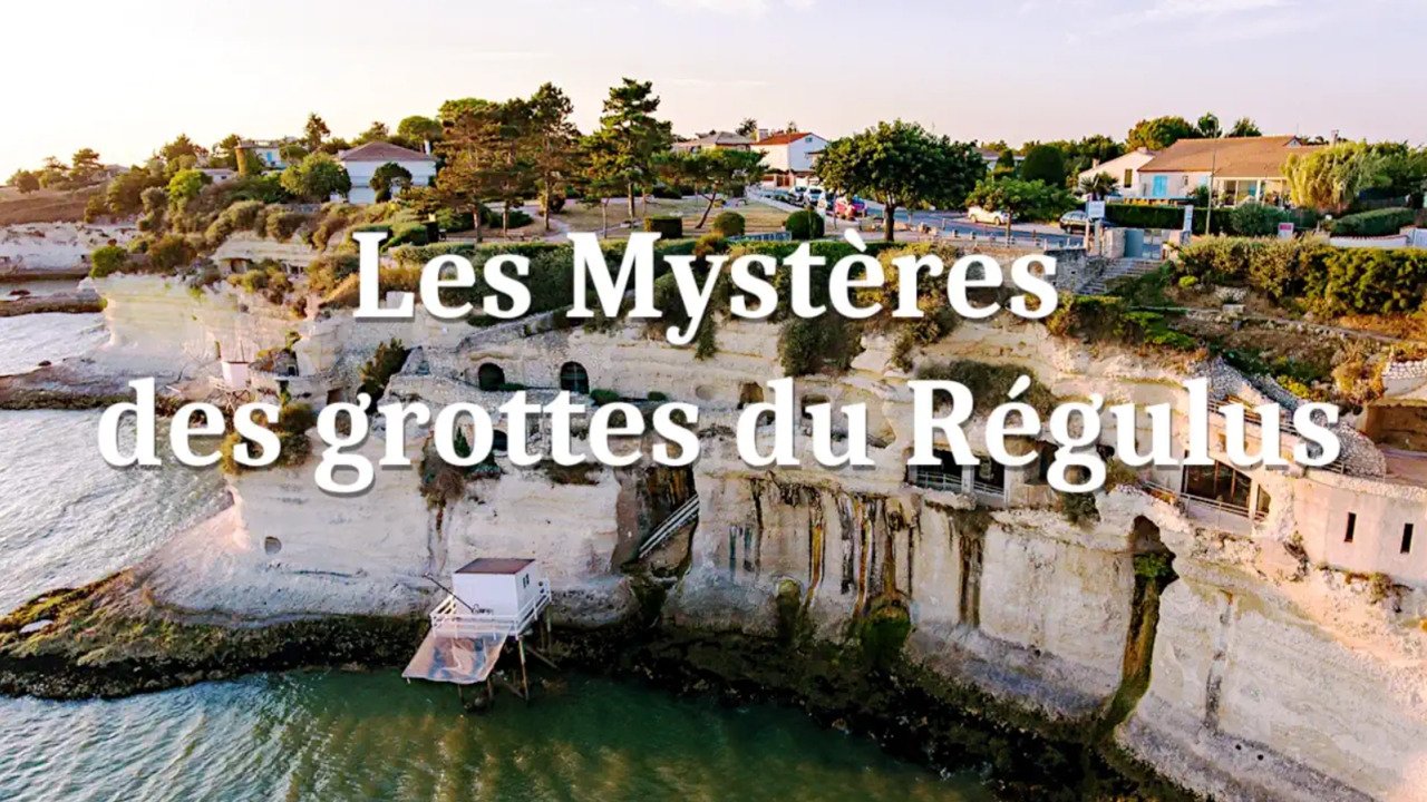 Les Mystères des grottes du Régulus backdrop
